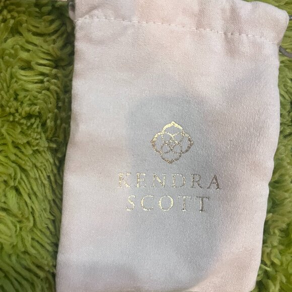 NWT Kendra Scott Elisa Gold Pendant Necklace in Iridescent Drusy - Picture 9 of 12